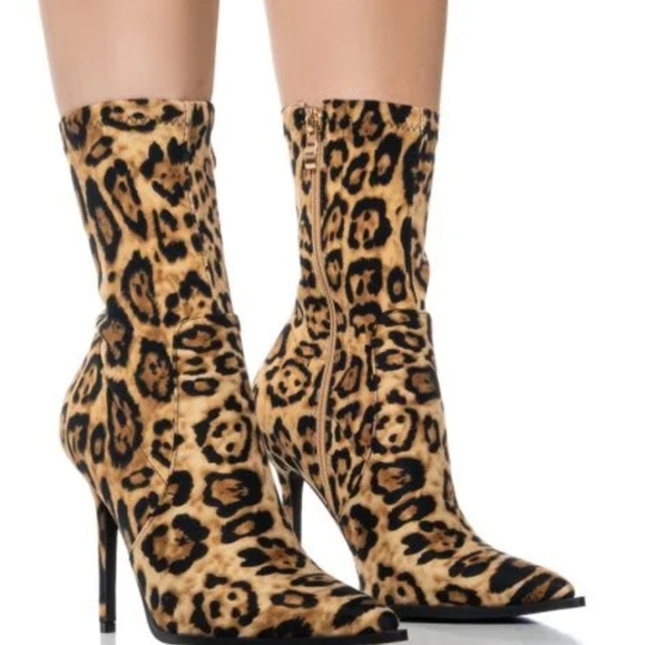 AZALEA WANG BIG ROAR LEOPARD BOOTIE - Picture 1 of 7